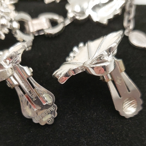 SARAH COVENTRY 'Whispering Leaves' Vintage 1959 Full Parure- Silver Tone Set - Picture 10 of 14